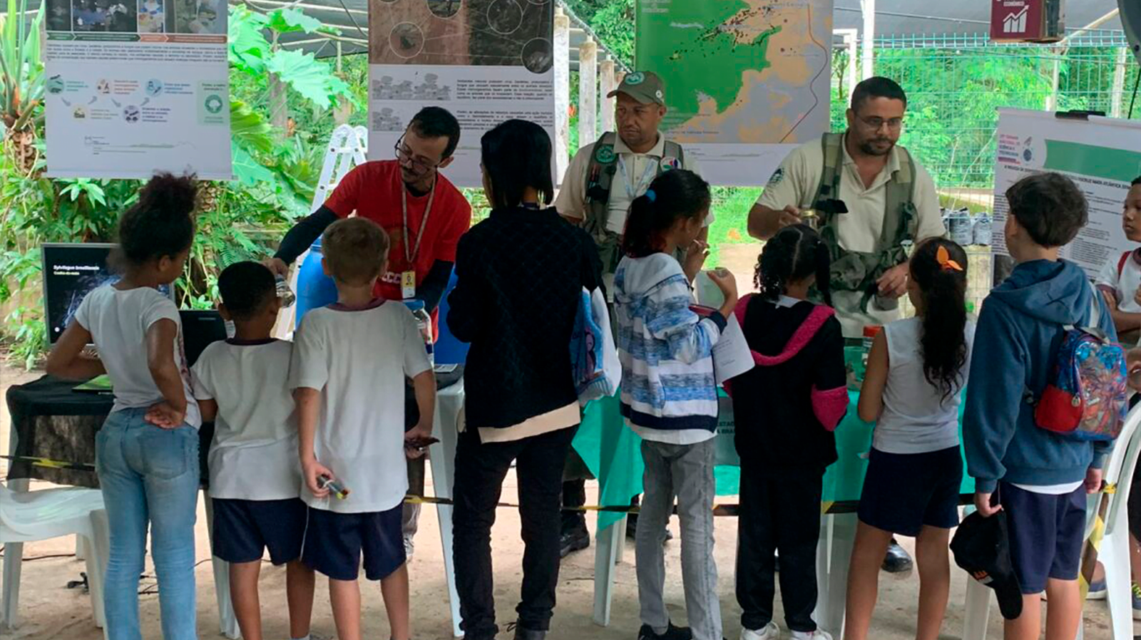 Fiocruz Mata Atlântica abre as portas para escolas da Zona Oeste durante a SNCT 2023